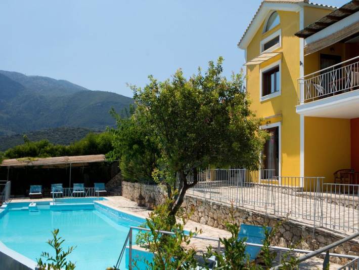 Διαμονή για διακοπές για 6 άτομα, με Μπαλκόνι και Ταράτσα καθώς και Κήπο και Πισίνα στο Νυδρί