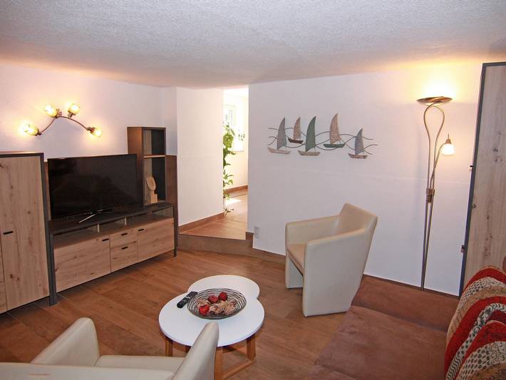 Ferienwohnung für 3 Personen, mit Terrasse und Garten in Tarnewitz - 3