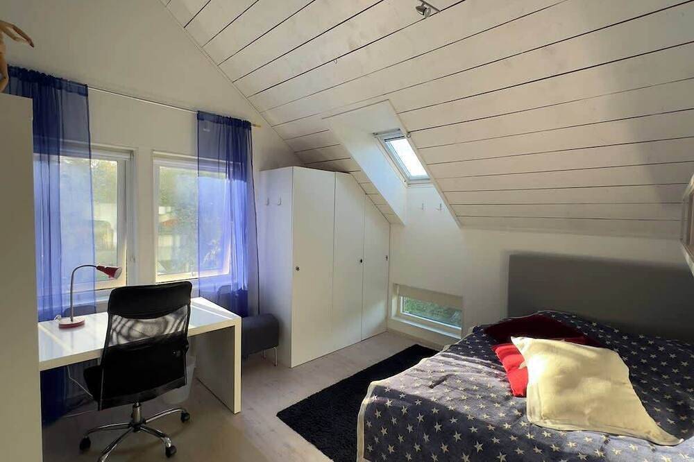 Sea-View Scandinavian Villa, Near Stockholm in Nacka, Stockholmer Schärengarten