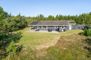 Ferienhaus für 6 Personen, mit Terrasse in Bratten