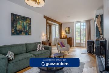 Location de vacances pour 10 personnes, avec jardin à Bessé-sur-Braye