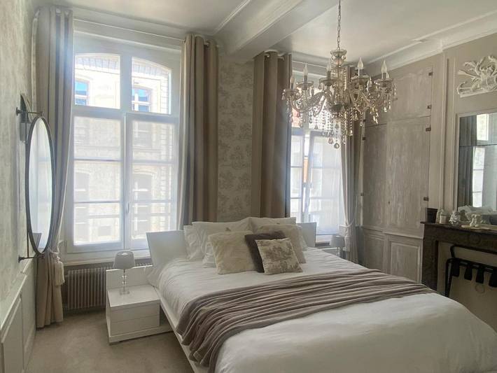 Gîte pour 2 personnes, avec vue et jardin ainsi que terrasse et piscine à Montreuil (Pas-de-Calais) - 4