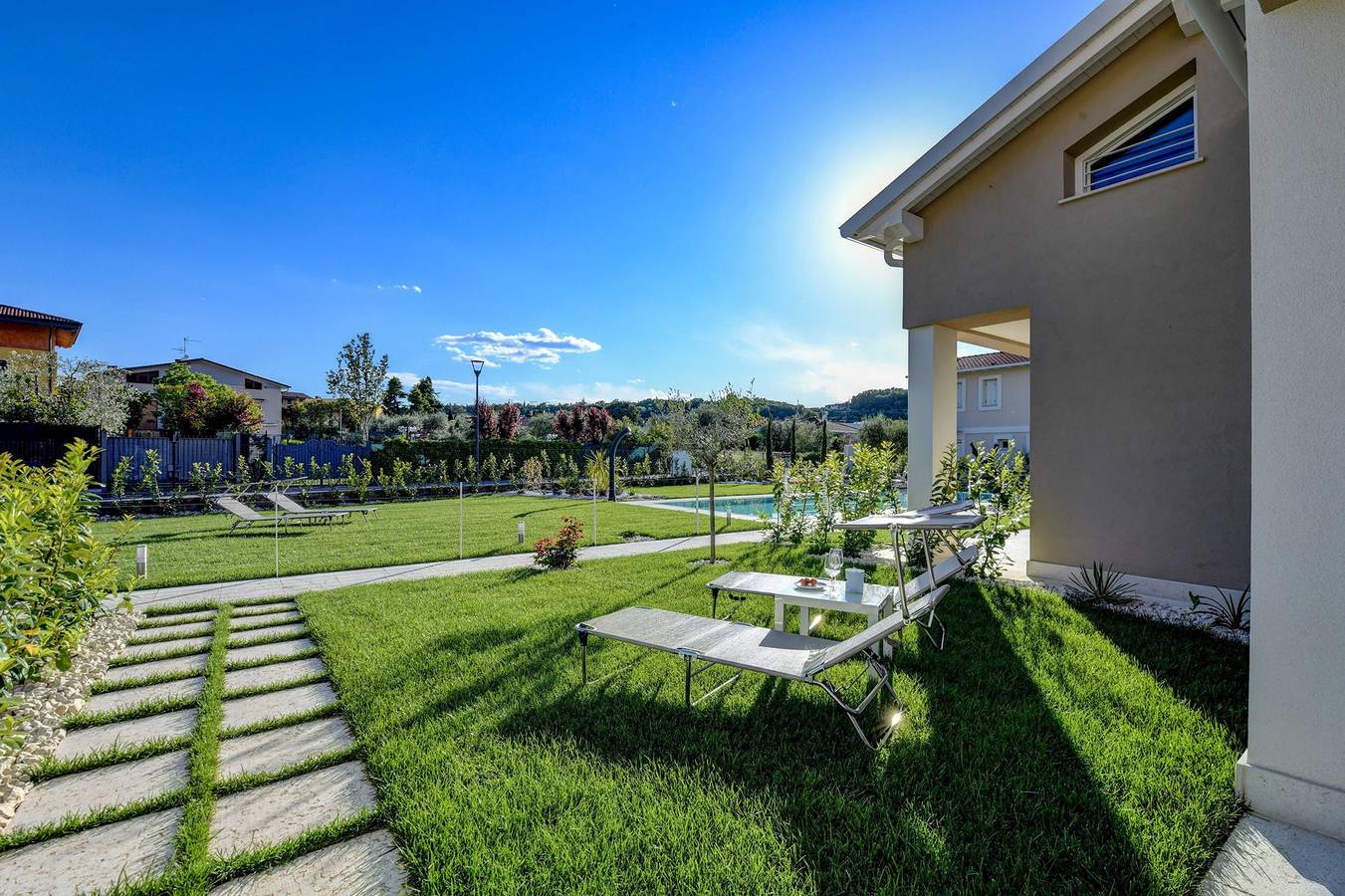 Geheel vakantieappartement, Villa Meri - Lake 4 by Garda Fewo in Manerba del Garda, Garda Bergen