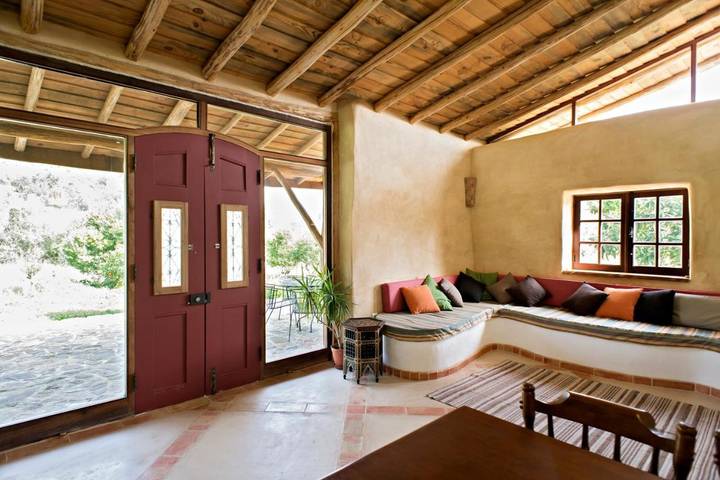 Vakantiehuis voor 4 personen, with Terras and Tuin as well as Zwembad and Uitzicht op het meer in Silves