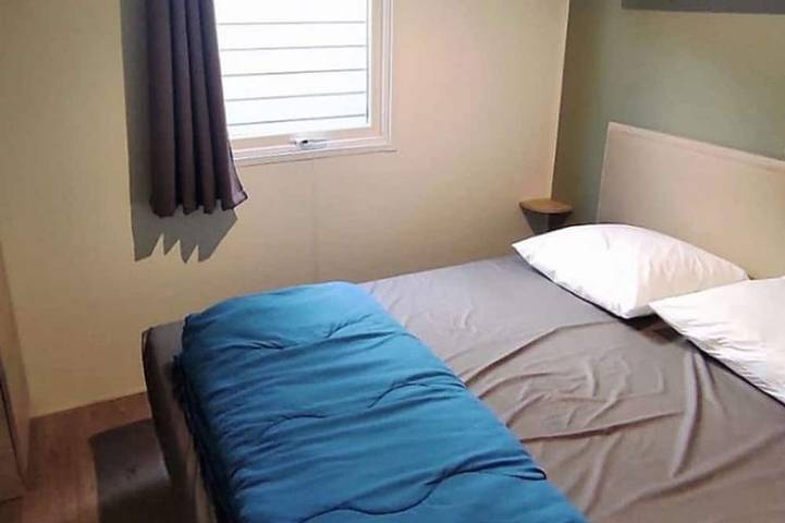 Mobil home pour 4 personnes dans Office De Tourisme Challes Les Eaux - 2