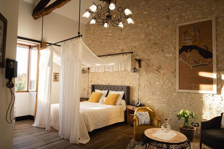 Gîte pour 4 personnes, avec jacuzzi et jardin à Virac - 2