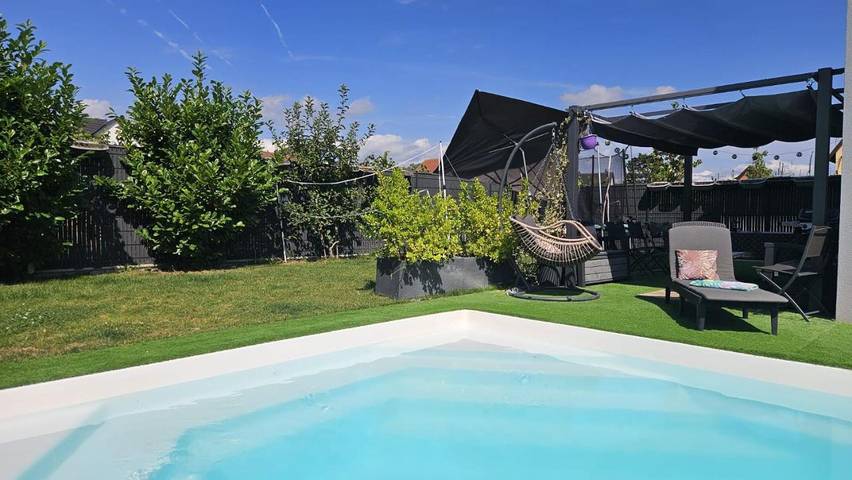 Location de vacances pour 7 personnes, avec vue ainsi que jardin et piscine à Bergheim - 2