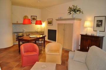 Agriturismo per 6 Persone in Montaione, Firenze e dintorni, Foto 2