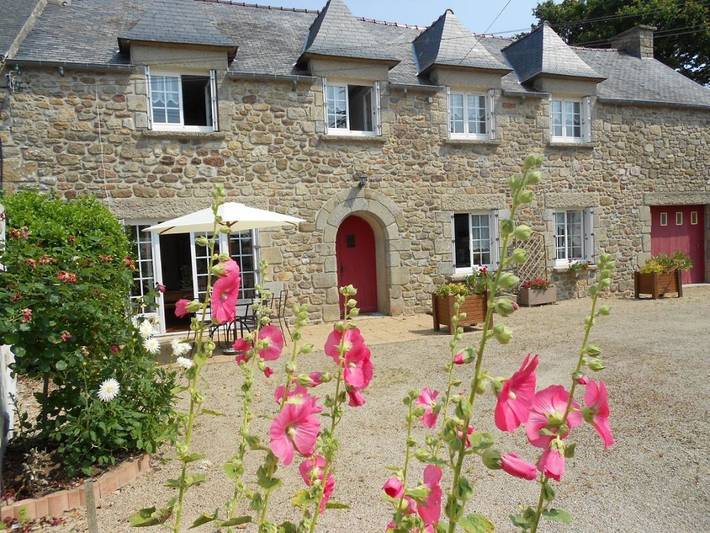 Gîte pour 5 personnes, avec Jardin à Jugon-les-Lacs