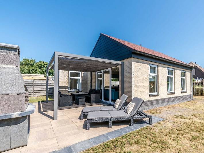 Bungalow für 4 Personen, mit Terrasse und Garten in Renesse