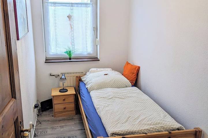 Ferienwohnung für 8 Personen, mit Terrasse und Garten in Wermelskirchen - 4
