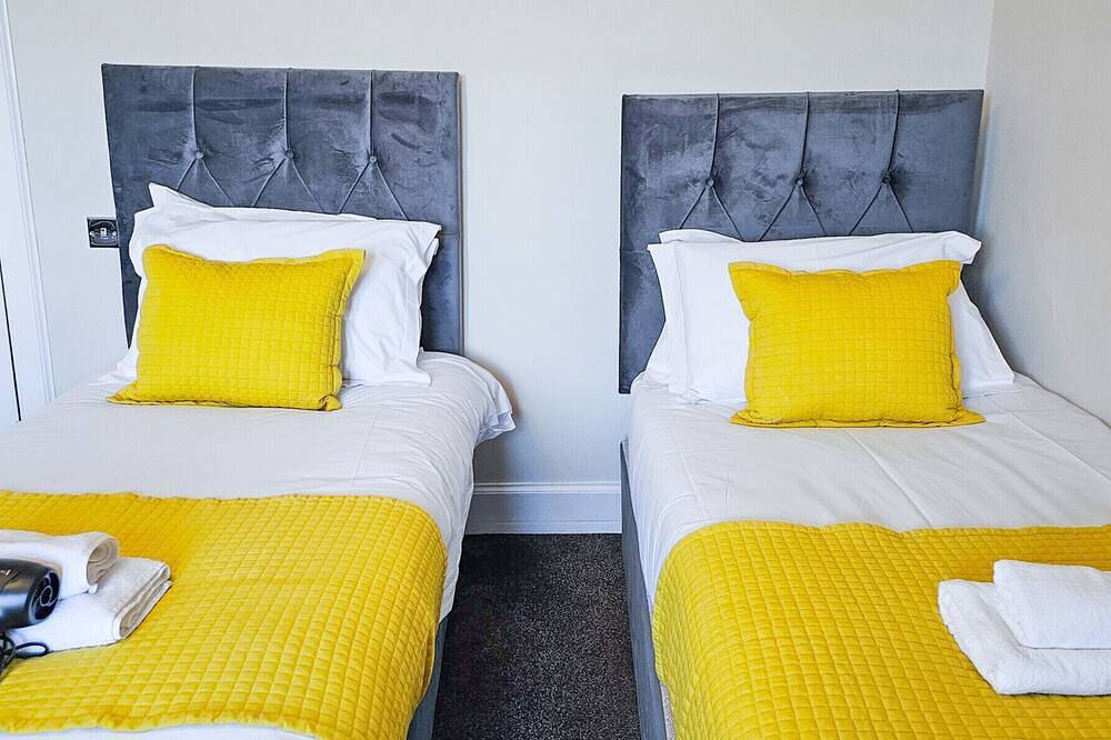 Mystayinn Melrose Villa Room 5 in Inverness, Highlands