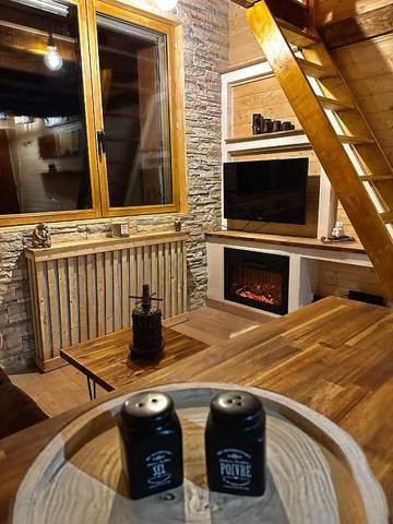 Gîte pour 4 personnes, avec vue, animaux acceptés dans Gréolières les Neiges