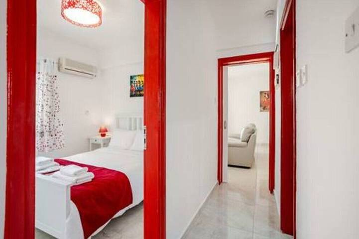 Ferienwohnung für 4 Personen, mit Whirlpool und Balkon in Paphos