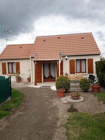 Gîte pour 4 personnes, avec vue et jardin, animaux acceptés à Charenton-du-Cher