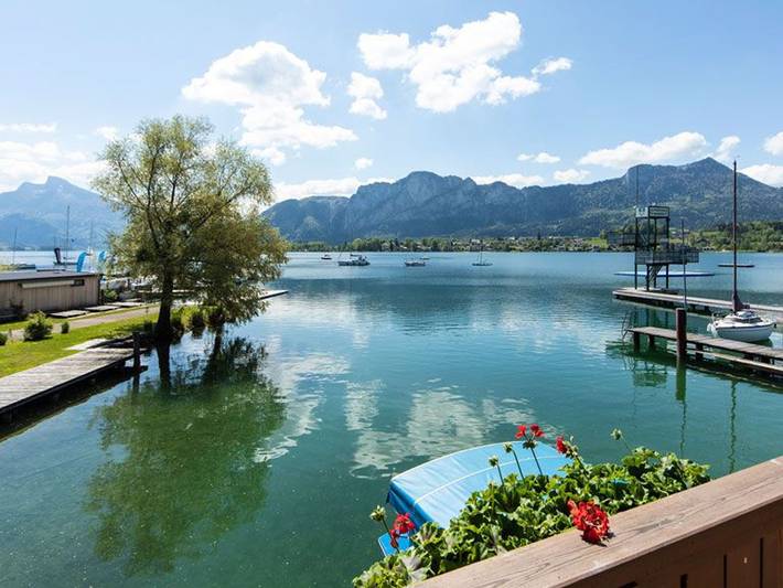 Ferienwohnung, mit Balkon und Garten sowie Seeblick im Salzkammergut - 4