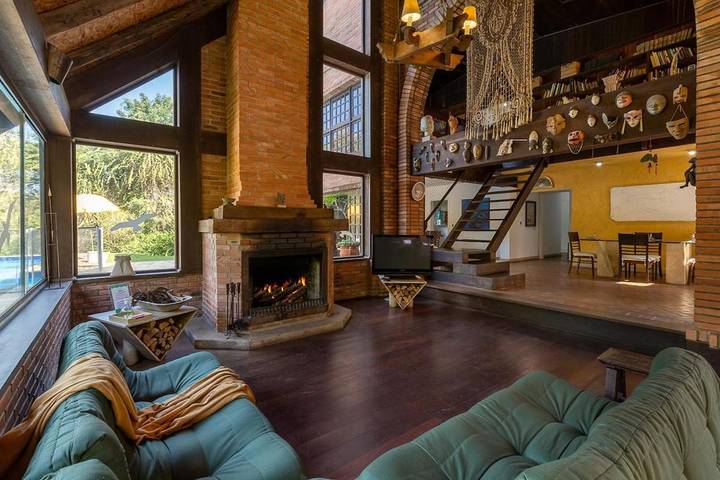 Casas de temporada para 14 pessoas, com jardim e jacuzzi e ainda balcão - 1