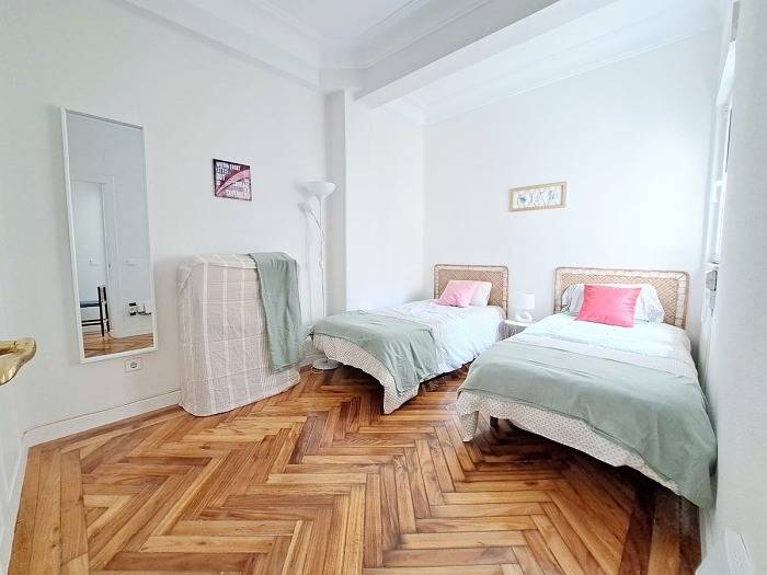 Apartamento vacacional entero, Apartamento · Santander · ★Nuevo · 2 dormitorios · 4 camas · 1 baño in Santander, Costa de Cantabria