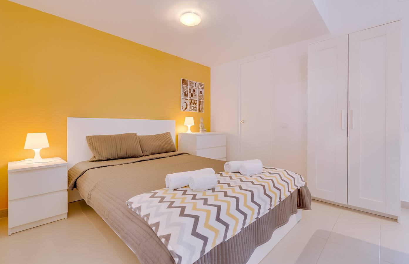 Entire studio, Yellow Studio Apartment in Vilamoura, Quarteira