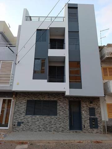 Gîte pour 2 personnes, avec terrasse dans São Vicente