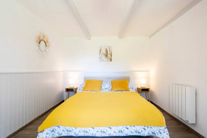 Holiday Home 'Ty Bihan' with Private Terrace and Private Garden in Rosporden, Quimper region