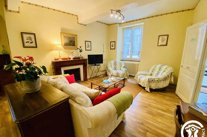 Location de vacances pour 6 personnes, animaux acceptés à Villeneuve-Minervois