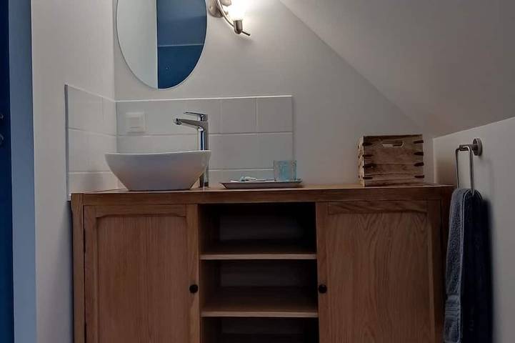 Small renovated house close to the sea. Ideal for family vacations in Lézardrieux, Costa de granito rosa
