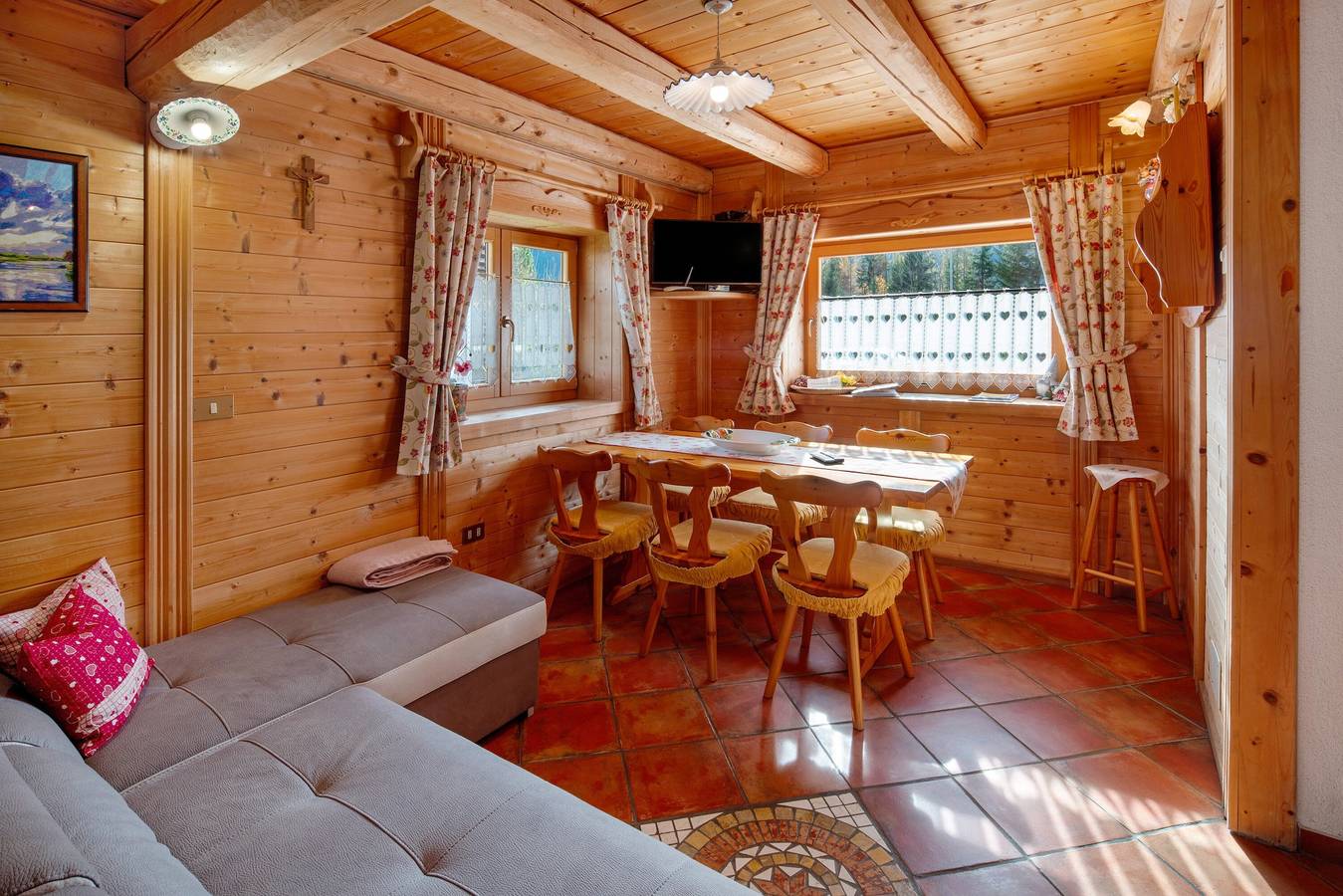 Appartamento intero, Appartamento 'Lastei' con vista sulle montagne, giardino in comune e Wi-Fi in Falcade, Dolomiti Superski