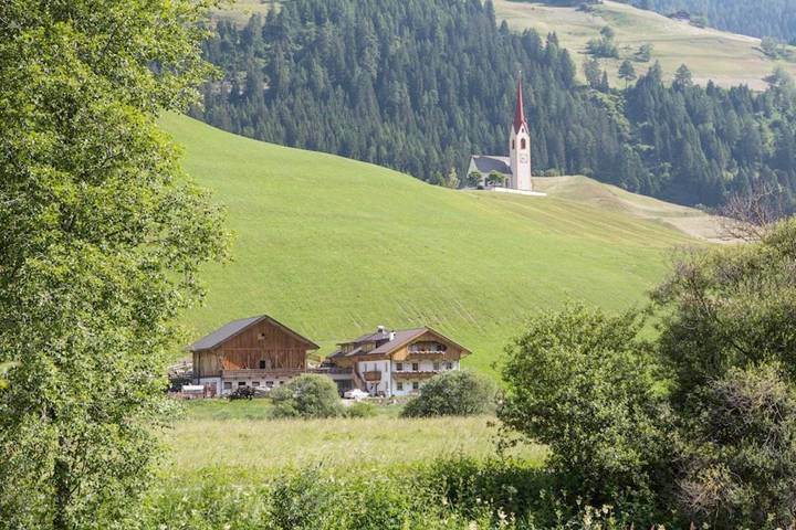 Appartamento per 6 persone, con Balcone e Terrazza nonché Giardino e Panorama a Prato alla Drava