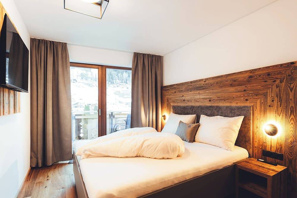 Ganze Wohnung, Burgstadl Aparthotel & Restaurant - Ferienwohnung mit Bergblick in Ladis, Serfaus-Fiss-Ladis