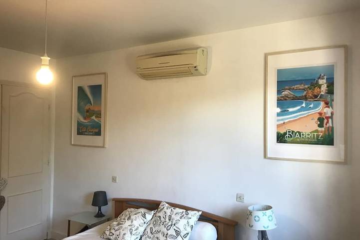 Location de vacances pour 8 personnes, avec jardin et terrasse à Chonas-l'Amballan - 4