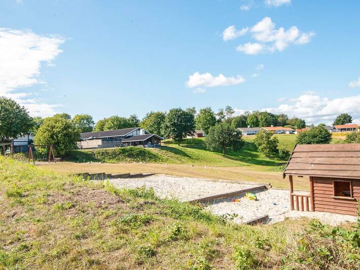 Ferienhaus für 5 Personen, mit Terrasse und Pool in Løjt - 4