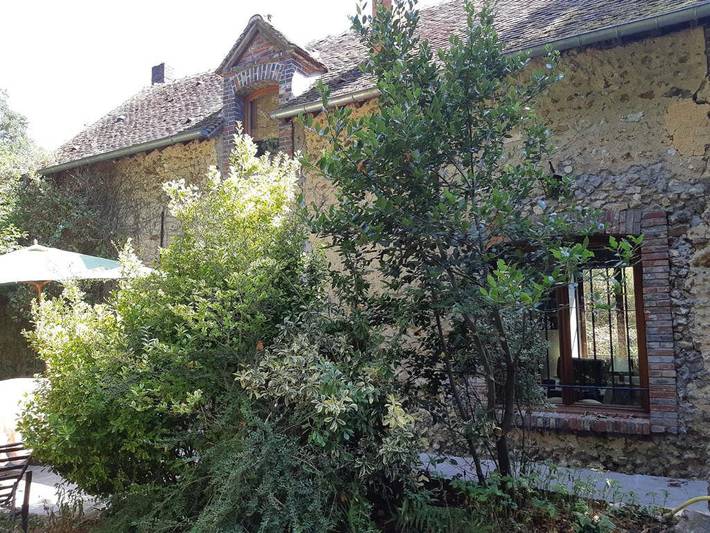 Gîte pour 4 personnes, avec terrasse et jardin