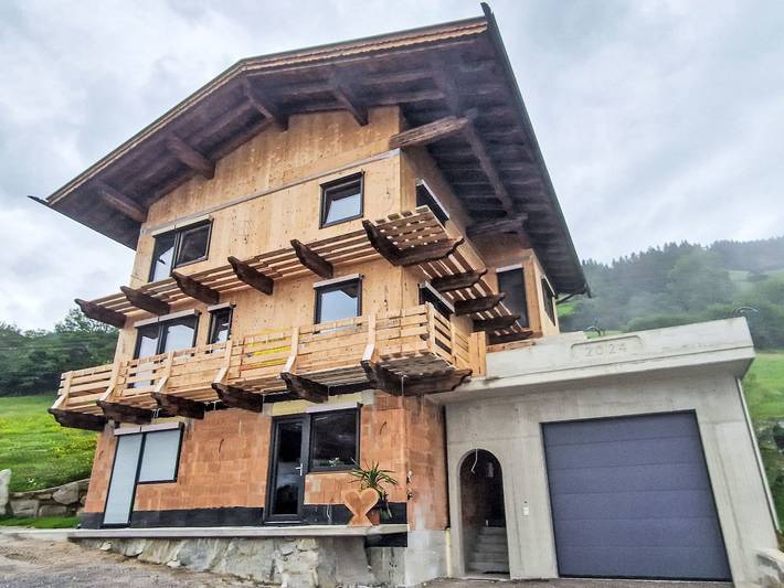 Ferienwohnung für 4 Personen, mit Terrasse und Garten in Aschau im Zillertal