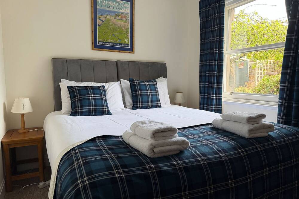 Comfortable 3 bedroomed apartment in central St Andrews in St Andrews, Fife region