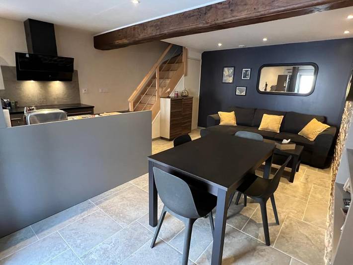Location de vacances pour 5 personnes, avec terrasse à Fleurie - 2