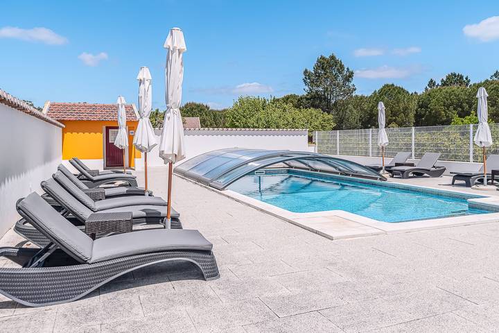 Hel lägenhet, Apartment 'Casa Do Brejo - Suite Standard' with Shared Pool, Wi-Fi and Air Conditioning in Grândola e Santa Margarida da Serra, Costa Alentejana