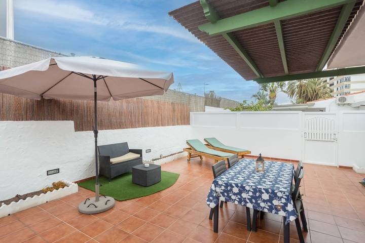 Ferienwohnung für 3 Personen, mit Terrasse und Pool in Playa del Inglés