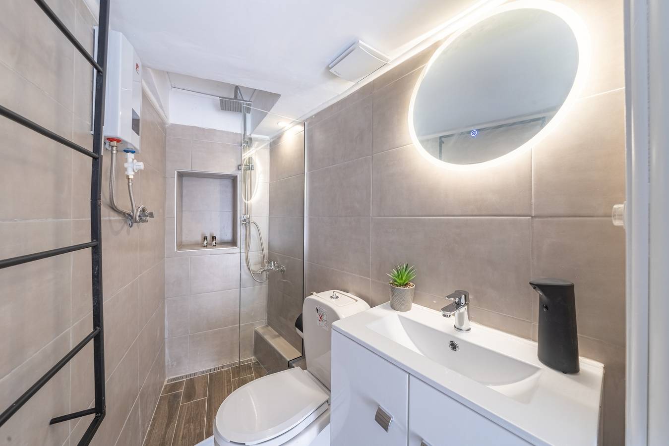 Ganze Wohnung, Ferienwohnung 'Utopia Central' mit Klimaanlage in Korfu (Stadt), Korfu