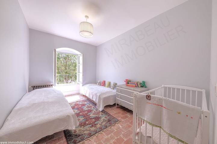 18th century provencal country house in the Luberon Natural Park in La Tour-d'Aigues, Parc naturel régional du Luberon