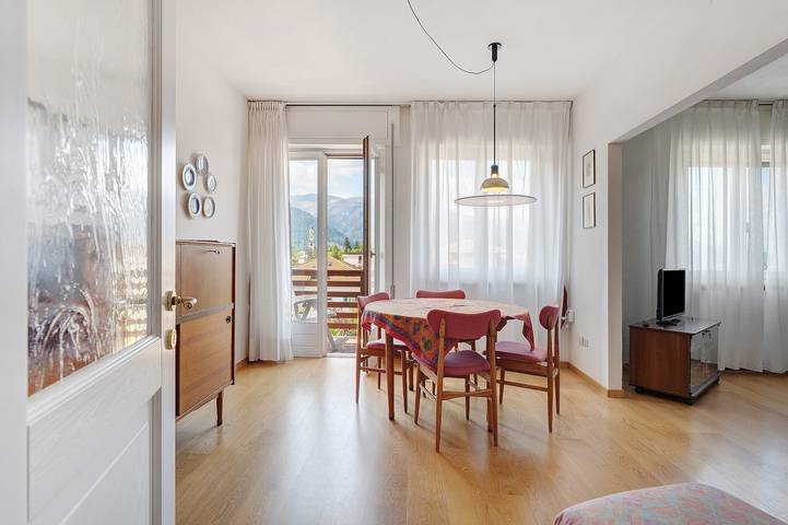 Holiday apartment for 6 people, with balcony - 1