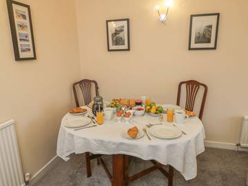 Cottage for 5 People in Filey, North Yorkshire, Photo 4
