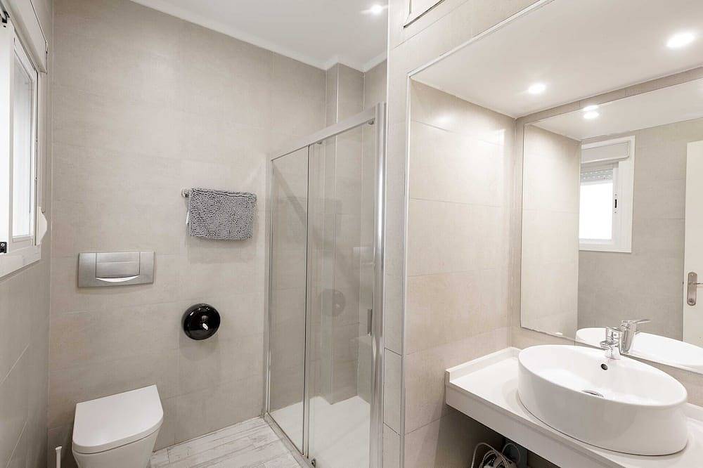 Apartamento entero, Recaredo,Nº1- Apartamento 2 dormitorios Planta 1ª in Casco Antiguo, Sevilla