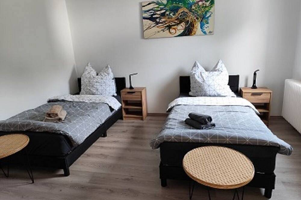 Ganze Wohnung, Charmantes Haus im Haus – Ferien- & Businesswohnung mit eigener Terrasse. in Haspe, Hagen