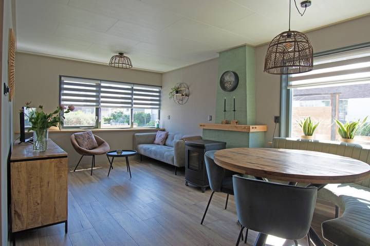 Vakantiehuis voor 4 personen, with Balkon/Terras and Terras as well as Tuin in Petten