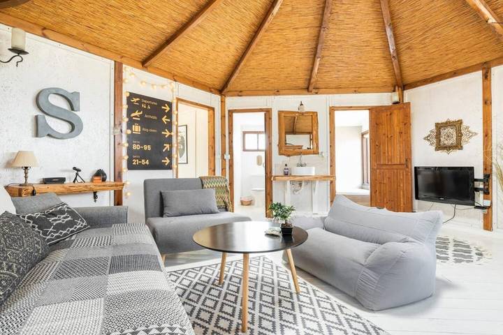Ferienwohnung für 4 Personen, mit Garten und Ausblick sowie Balkon, mit Haustier in Israel