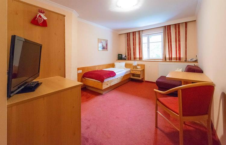 Einbettzimmer mit Frühstück in Hohe Tauern, Obervellach