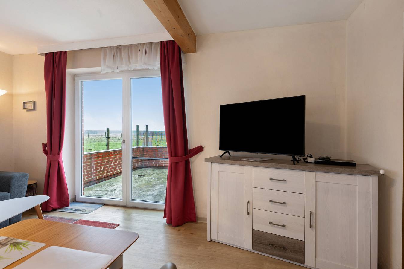 Ganze Wohnung, Ferienwohnung 'Deichblick 3' mit Gemeinschaftsgarten und -balkon in Westerkoog, Hedwigenkoog