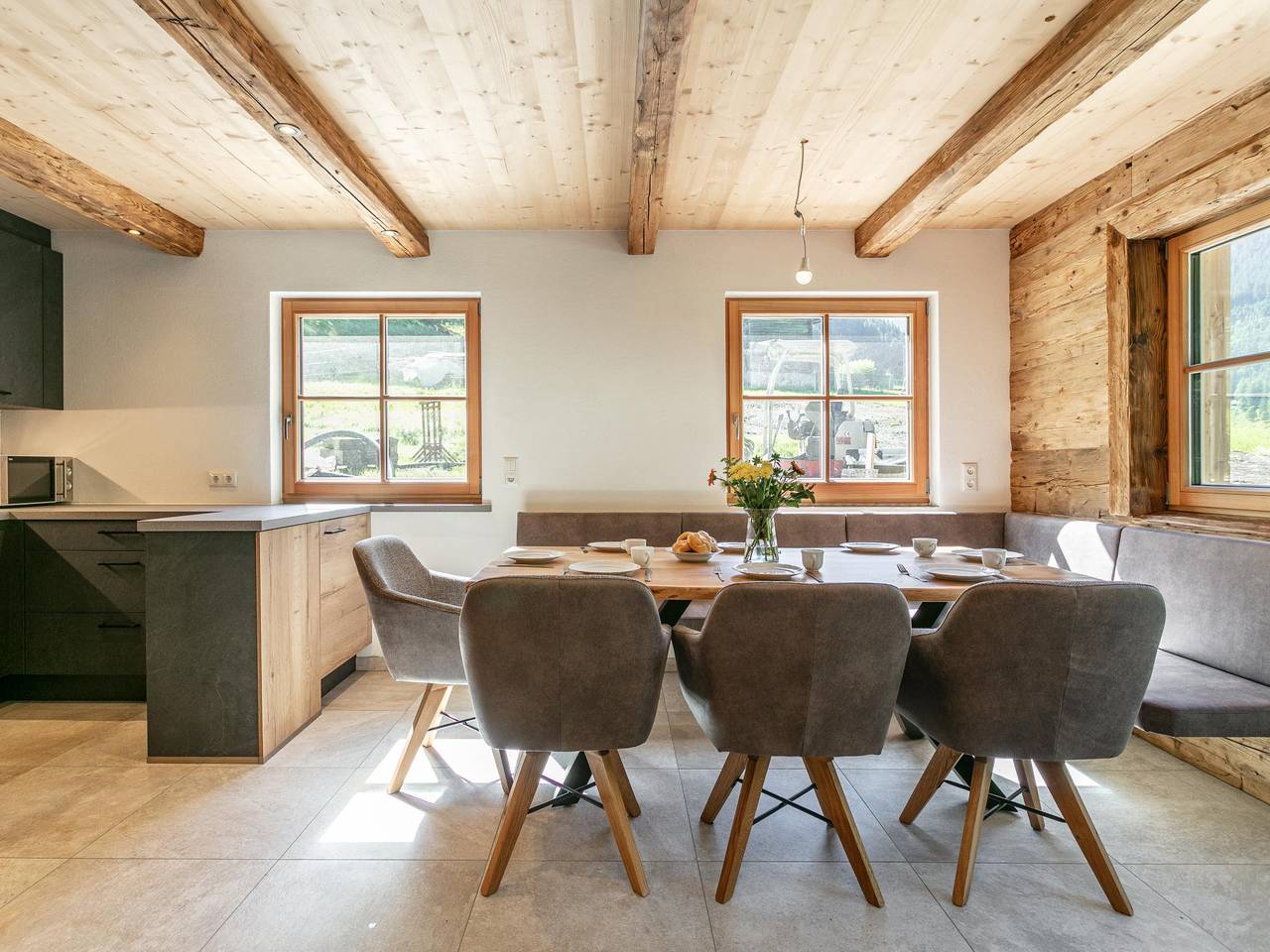 Traumhaftes Chalet in Alleinlage mit Wellness in Hopfgarten im Brixental, Kitzbüheler Alpen