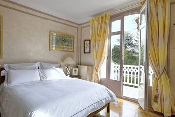 Villa pour 16 Personnes dans La Celle-Saint-Cloud, Yvelines, Photo 3